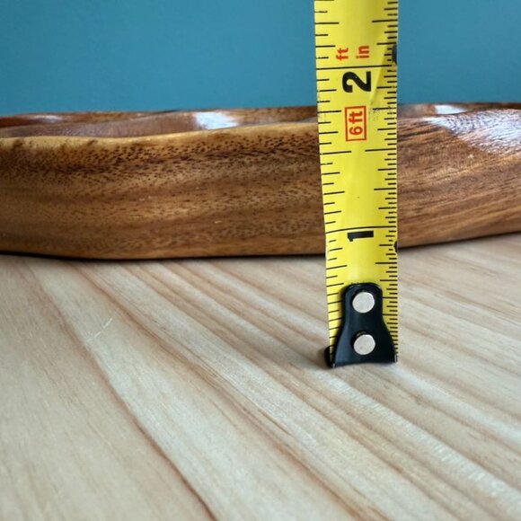 Handcrafted Leaf-Shaped Wooden Serving Tray 3-Compartments 16" Long Decorative T - Picture 11 of 11